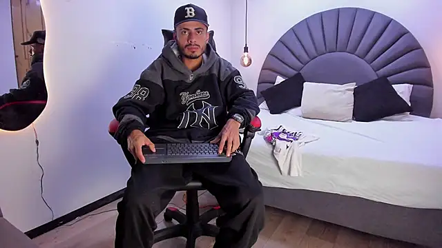 Živý XXX chat MatthewCullen