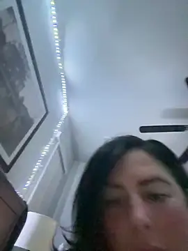 Miabelle2233's Live XXX Chat