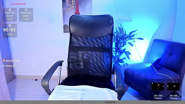 MaggieBrownnのライブXXXチャット