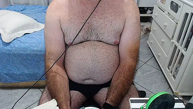 MysterBearMG's Live XXX Chat