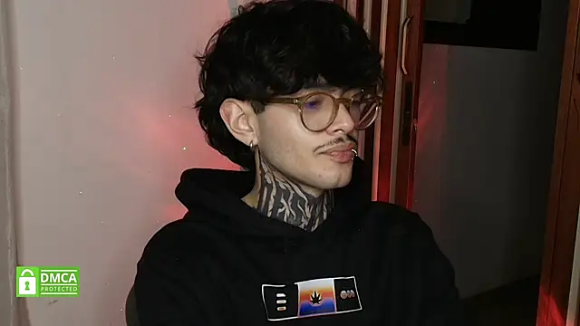 Bastiel_ Webcam show