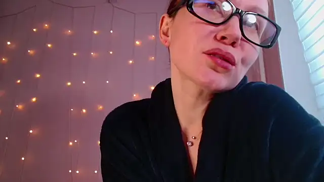 MelanyOxx live XXX chat