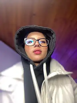 Chatroom XXX en direct de Sofia18_pinkk