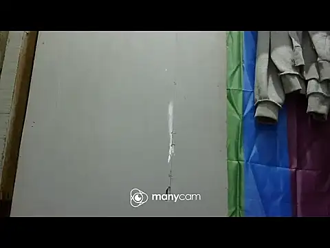 juicycum069 Show Webcam