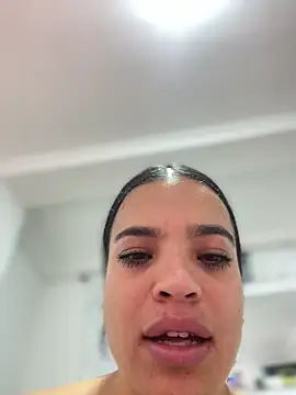 JuanitaMore01: απευθείας συνομιλία ΧΧΧ