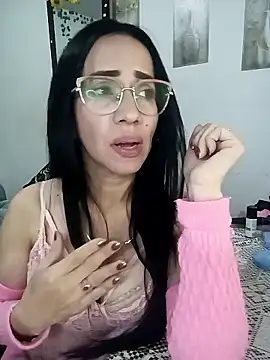 دردشة YaraDuartee الجنسية المباشرة