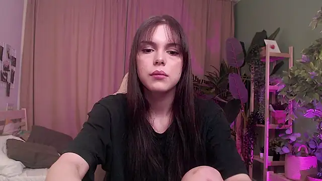 دردشة Pamela_Tiffin الجنسية المباشرة