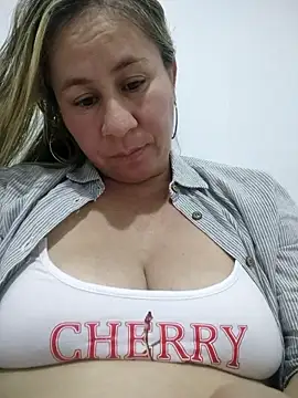 Nala1986 Adlı Modelin Web Kamerası Şovu