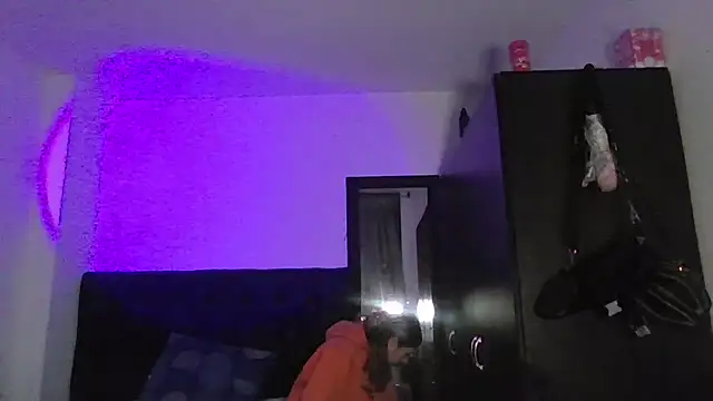 AliceTeenager___: απευθείας συνομιλία ΧΧΧ