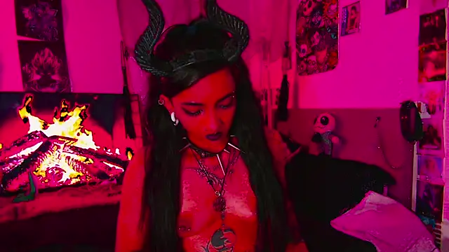 agathaaiko6: απευθείας συνομιλία ΧΧΧ