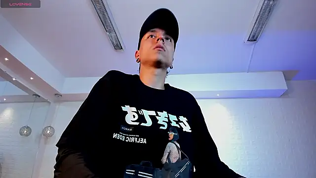 Bastthianxxx Live XXX-Chat