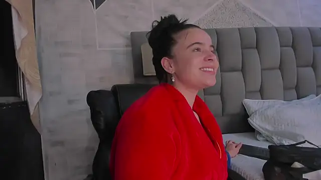 ChannelWhitee_'s Live XXX Chat