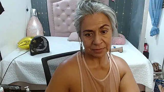 lalisha_96: απευθείας σ υνομιλία ΧΧΧ