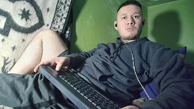 sweet_cock28's Live XXX Chat