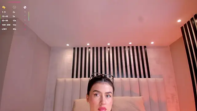 Chatroom XXX en direct de PaulinaSantos_