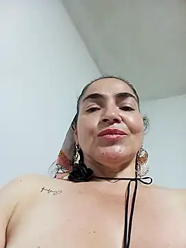 MaryRoze_: онлайн-секс-чат