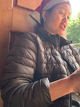 Show modela hinicky-0 na web-kameri