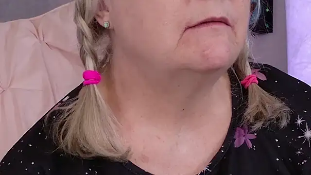 Kaitlyn_Winters Live XXX-Chat