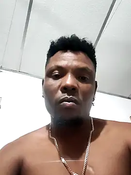 hugo3918_'s Live XXX Chat