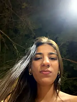 Carolina_1111 live XXX chat