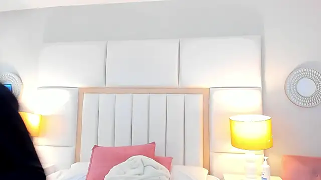 LaylaaDoll – Live XXX-chat