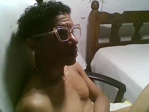 joseee004: онлайн-секс-чат