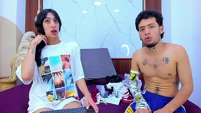 Loversinfire2's Live XXX Chat