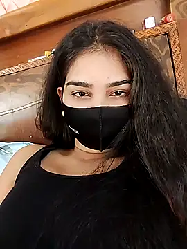 babydoll7172 Show in webcam