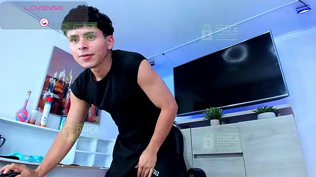 Jhonny-Blake live XXX chat