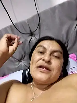 Horny-Mommy-Dirty's Webcam Show