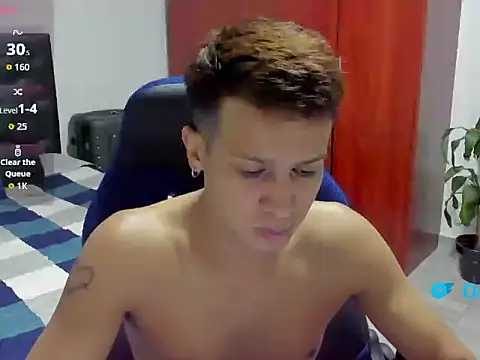 abel_bigcok's Live XXX Chat
