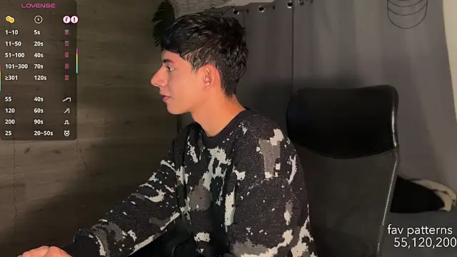 jim_dj's Live XXX Chat