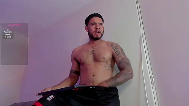 AUSTINN_TORRES' Live XXX Chat