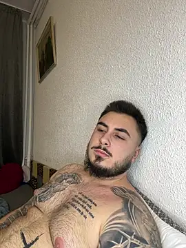 Swetdani's Live XXX Chat