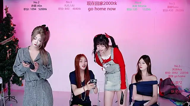 CM---002's Live XXX Chat