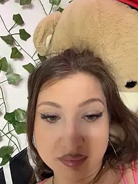 RebekaRoseee Show in webcam