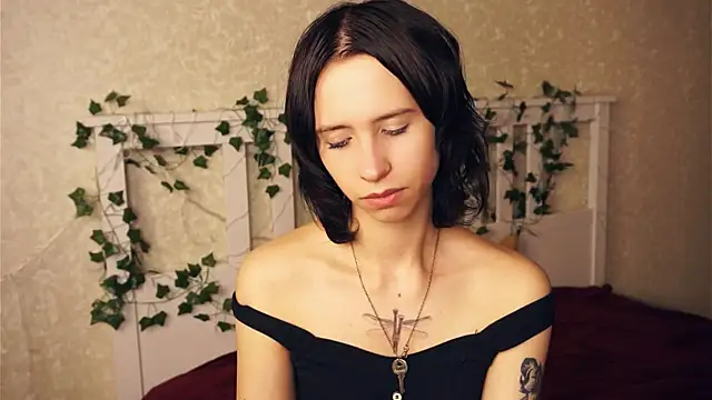 TereseBeebe Show in webcam