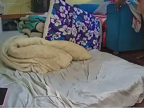 Chavvy_10 élő XXX-chatje