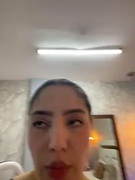 MiaFarkash's Live XXX Chat