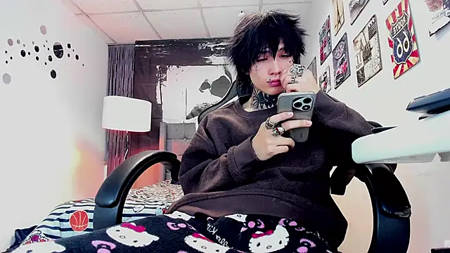 koryu_skull's Live XXX Chat