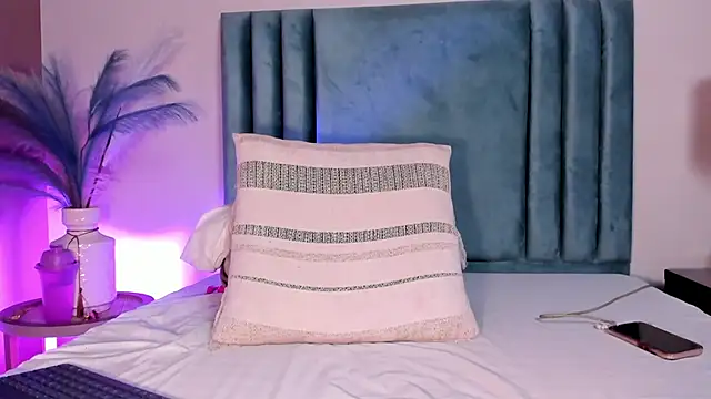 NoraDasilva live XXX chat