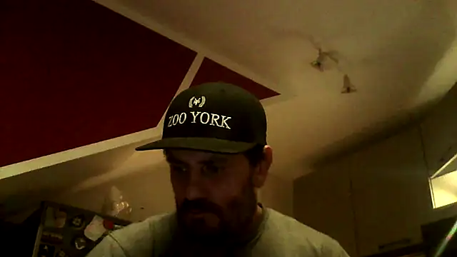 burnzzz81's Live XXX Chat