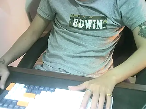 Ryan67533's Webcam Show