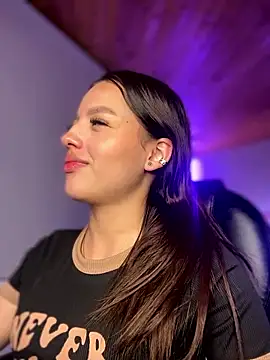 Sofia18_pinkk Webcam-Show