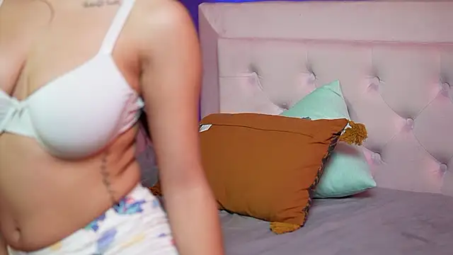 SophieVenus Adlı Modelin Web Kamerası Şovu