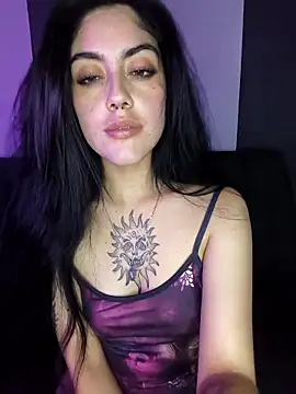 XXX chat uživo modela Mazikeen--