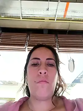 Lena-32: απευθείας συνομιλία ΧΧΧ