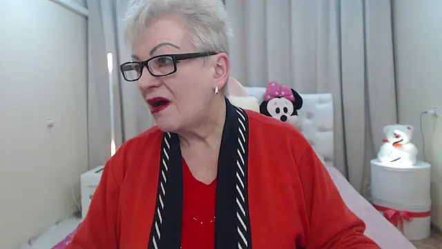 KayleSmoll – Naživo XXX chat