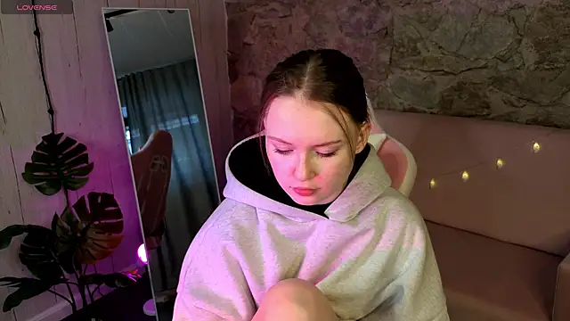 SirenaBlessing: απευθείας συνομιλία ΧΧΧ