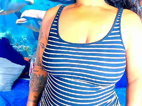 Cherrybootyjoy Chat XXX live